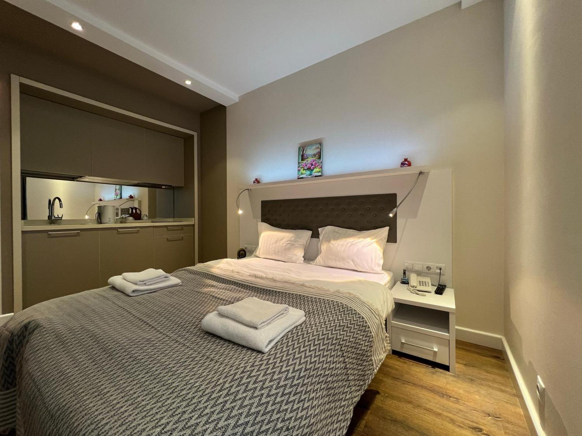 Courttyard Panorama Apartment